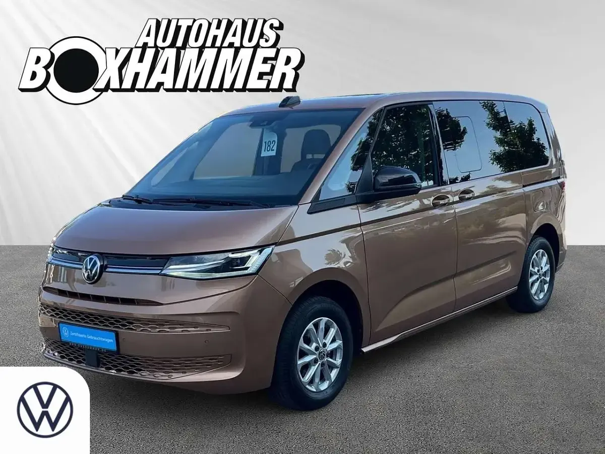 Gebraucht VW Multivan Life 150 PS (110 kW) 2023 Orange Van / Kleinbus