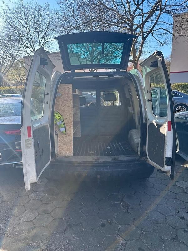 Gebraucht VW Caddy 69 PS (50 kW) 2009 Van / Kleinbus