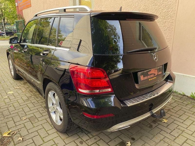 Gebraucht Mercedes GLK200 143 PS (105 kW) 2012 Schwarz SUV