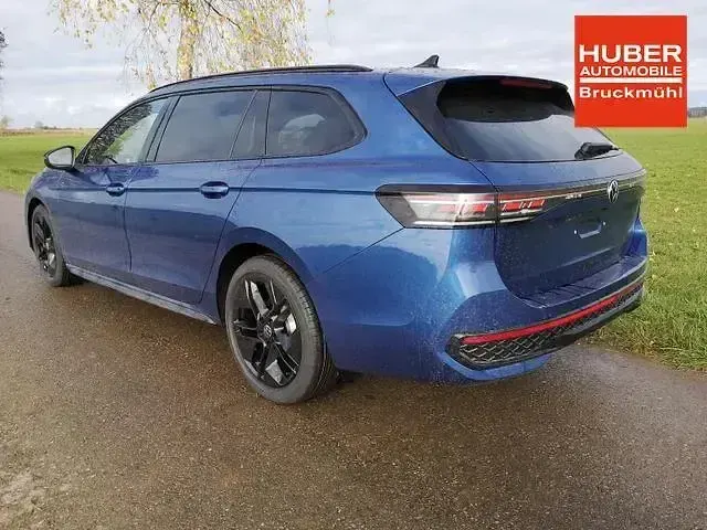 Neu VW Passat R-line 193 PS (141 kW) 2026 Andere Kombi