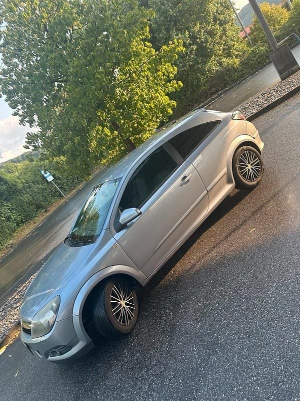 Gebraucht 2008 Opel Astra GTC Coupé | 950 € (Fairer Preis) - Bild 1/4