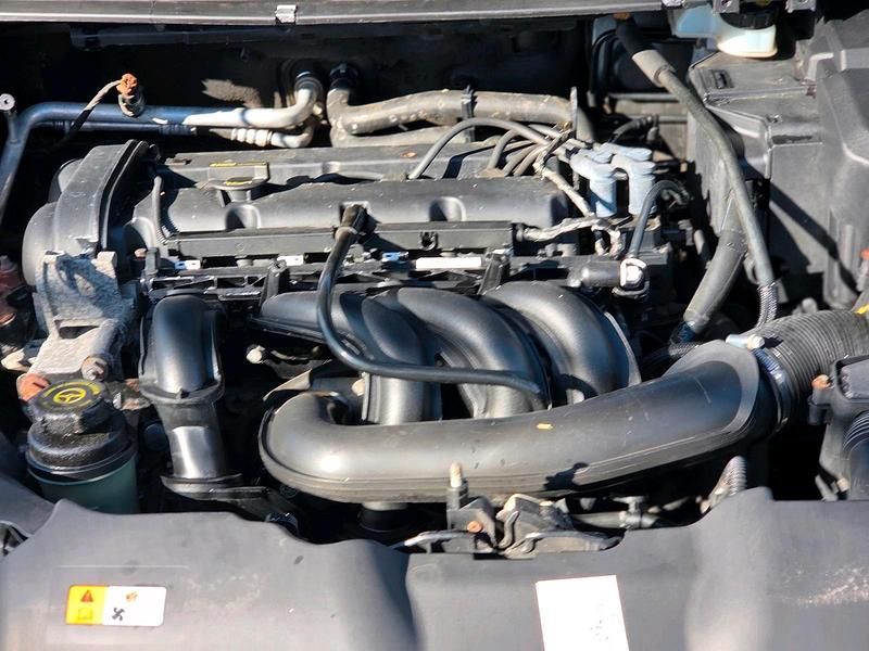 Gebraucht Ford Focus 100 PS (73 kW) 2010 Schwarz Kombi