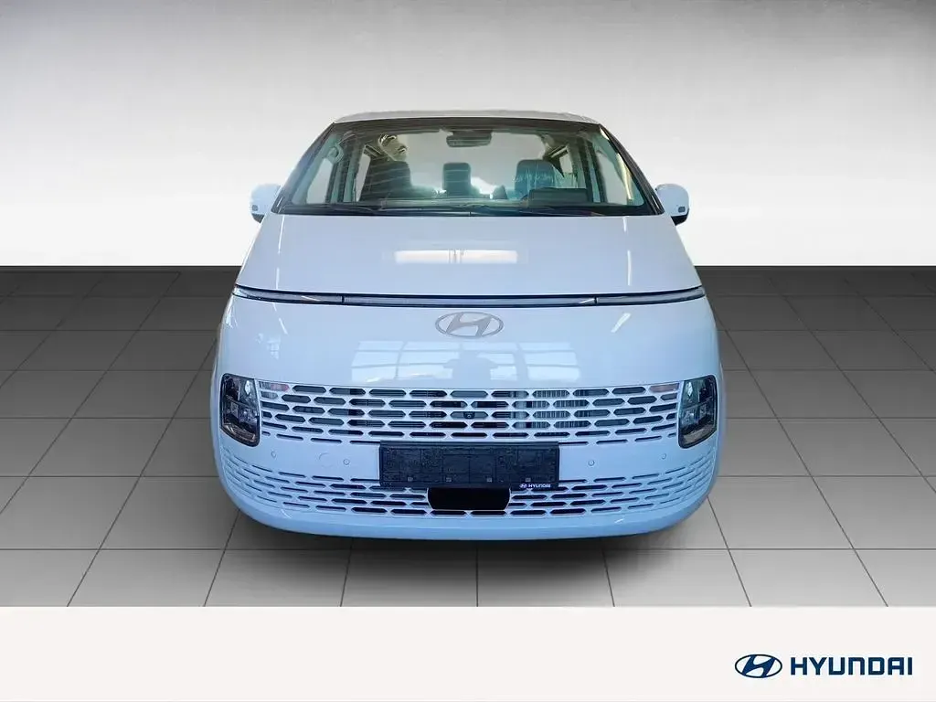 Neu Hyundai Staria Trend 225 PS (165 kW) 2025 Creamy white Van / Kleinbus