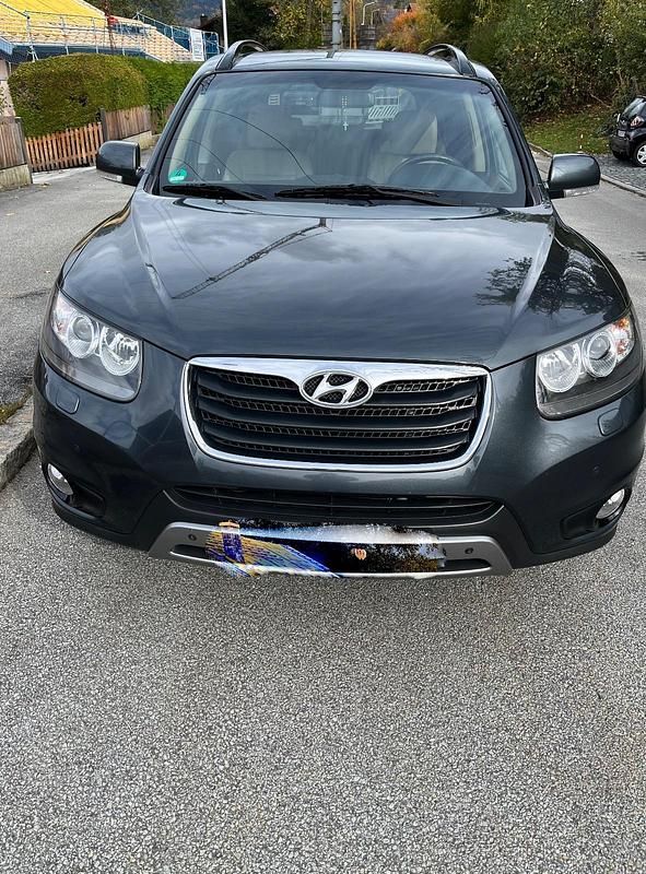 Gebraucht Hyundai Santa Fe 197 PS (144 kW) 2012 Grau SUV