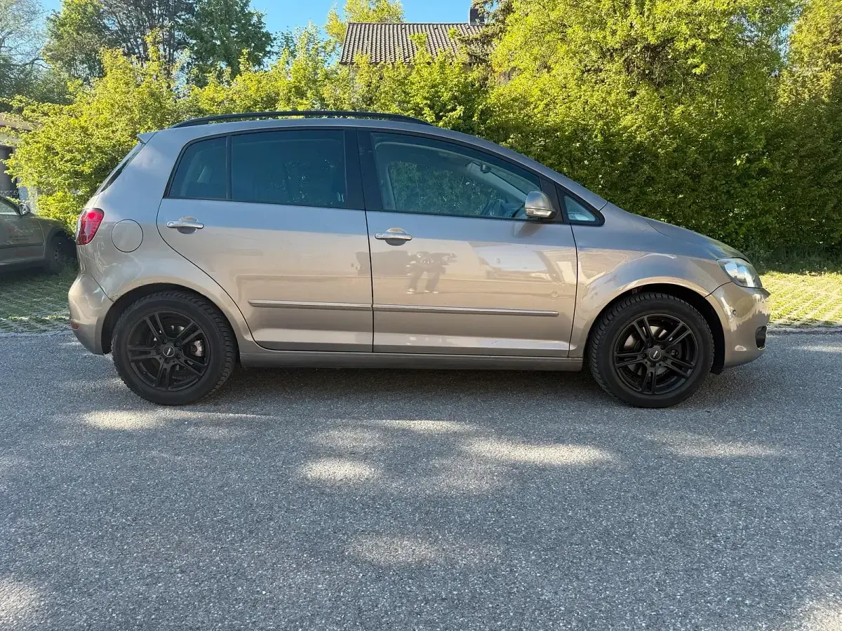 Brugt VW Golf Plus Cross 80 HK (58 kW) 2010 Brun MPV
