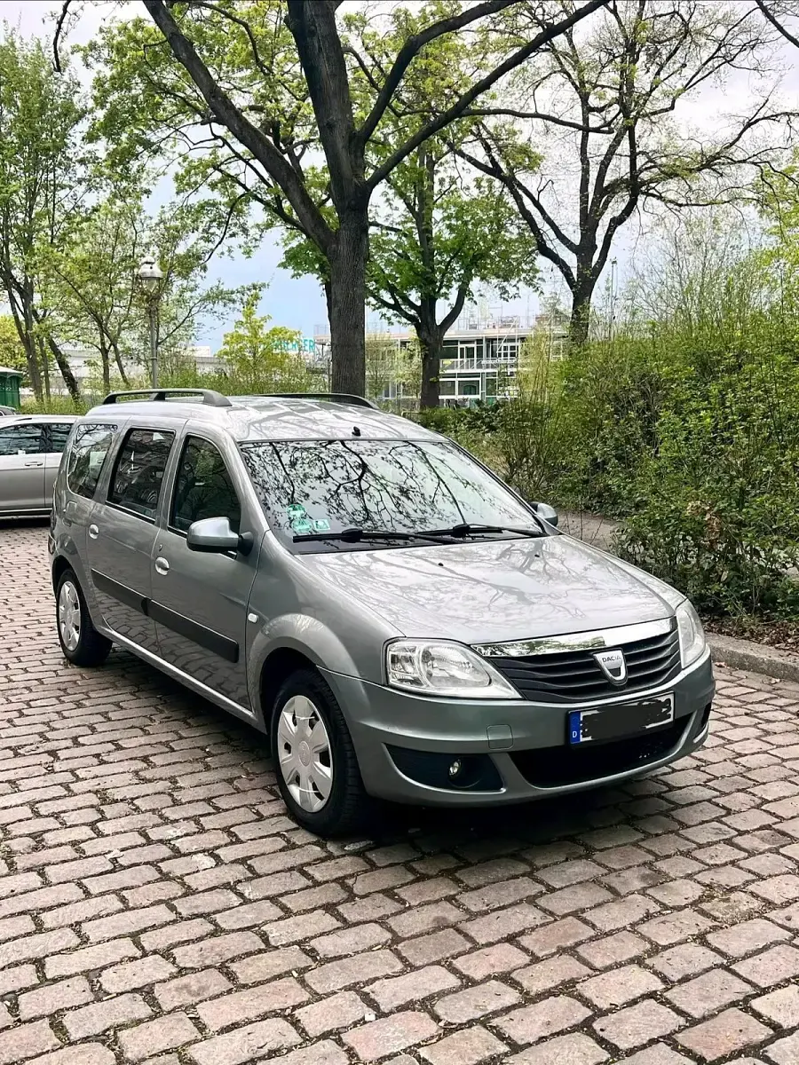 Gebraucht Dacia Duster 85 PS (62 kW) 2009 Grau Kombi