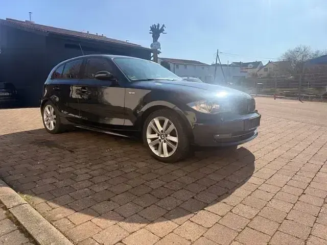 Gebraucht BMW 116 Advantage 122 PS (89 kW) 2009 Schwarz Kleinwagen