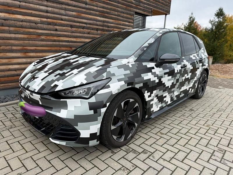 Grau Gebraucht 2023 Cupra Born Kleinwagen | 26.999 € (Fairer Preis) - Bild 1/4