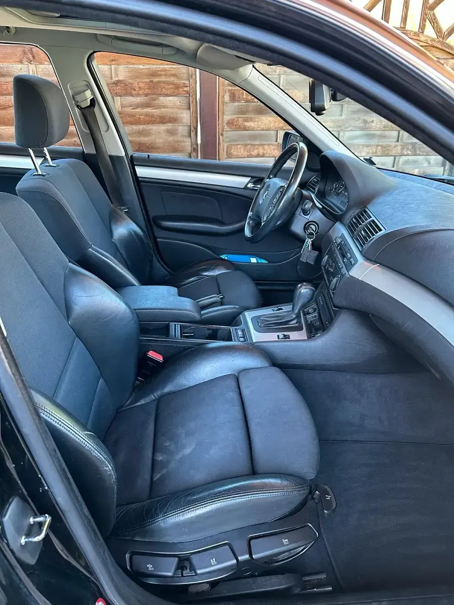 Second-hand BMW 320 170 CP (125 kW) 2002 Negru Break