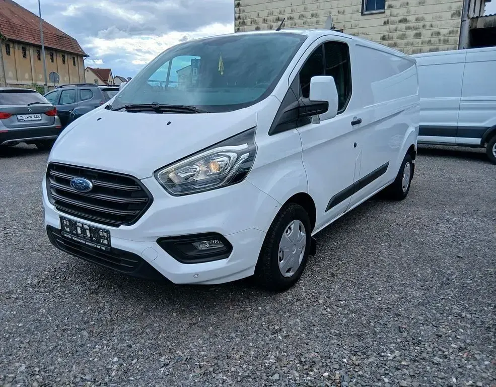 Gebraucht Ford Transit Custom 131 PS (96 kW) 2018 Weiß Van / Kleinbus