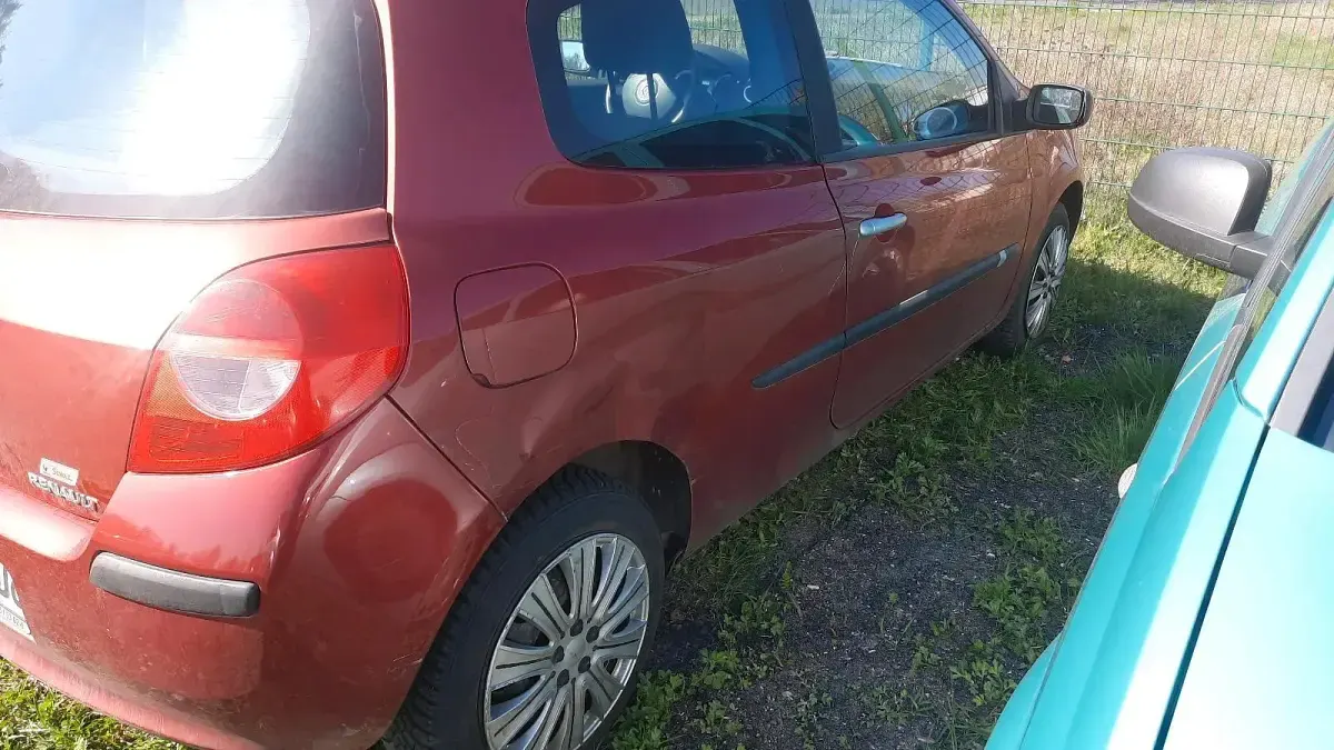 Brugt Renault Clio II 60 HK (44 kW) 2007 Hatchback