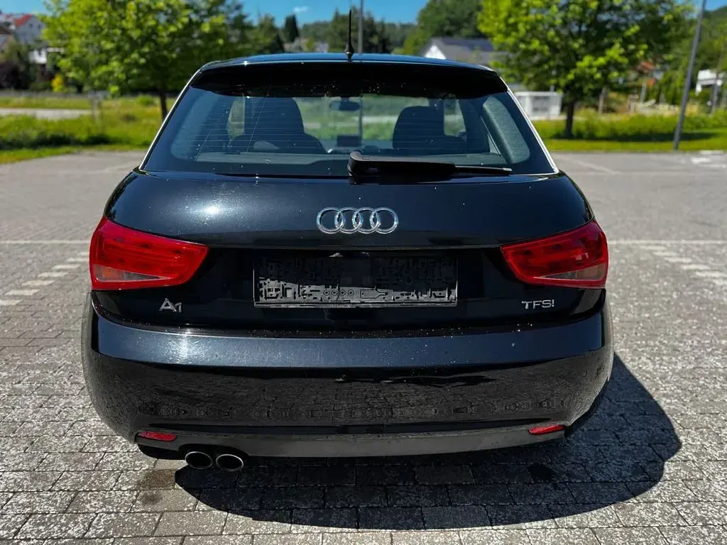 Gebraucht Audi A1 Ambition 122 PS (89 kW) 2011 Schwarz Kleinwagen