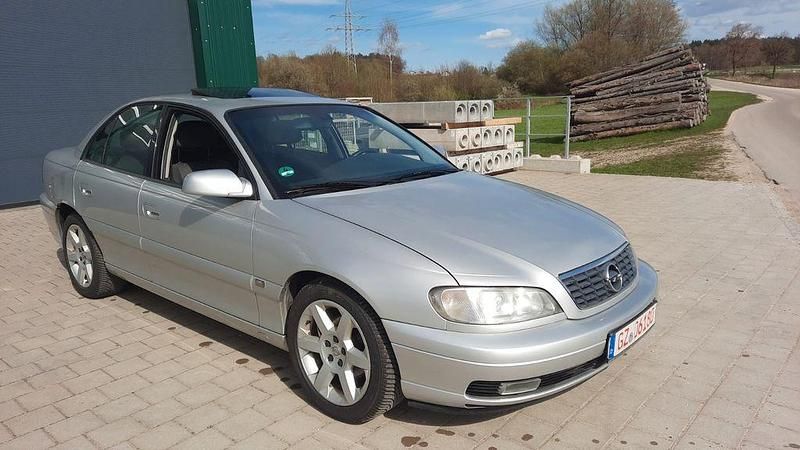 Gebraucht Opel Omega Edition 179 PS (131 kW) 2002 Silber Limousine