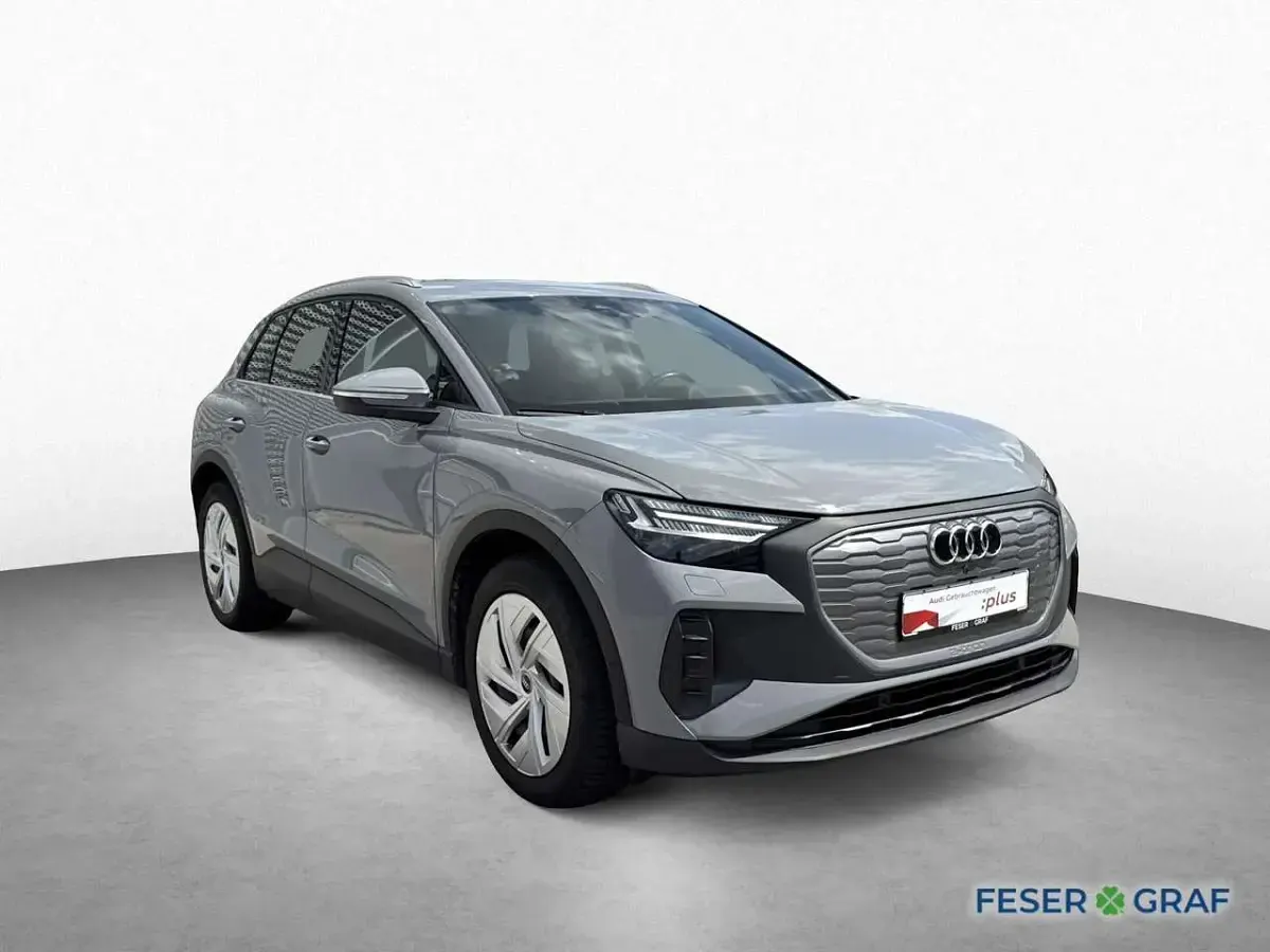 Gebraucht Audi Q4 e-tron Sport 150 kW (204 PS) 2023 Kieselgrau SUV