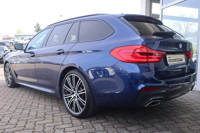 Gebraucht BMW 540 Sport Line 320 PS (235 kW) 2020 Blau Kombi