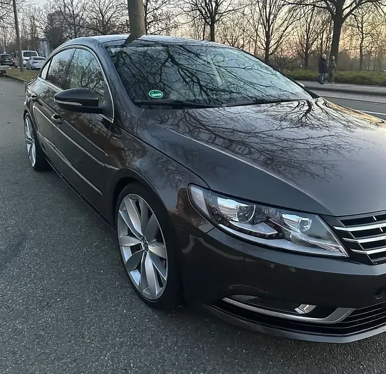 Gebraucht VW CC 160 PS (117 kW) 2013 Braun Limousine