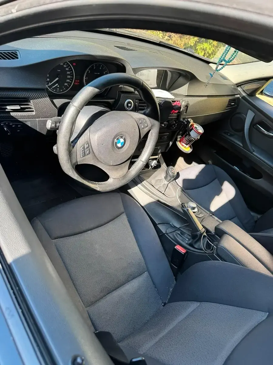 Gebraucht BMW 318 130 PS (95 kW) 2006 Schwarz Limousine