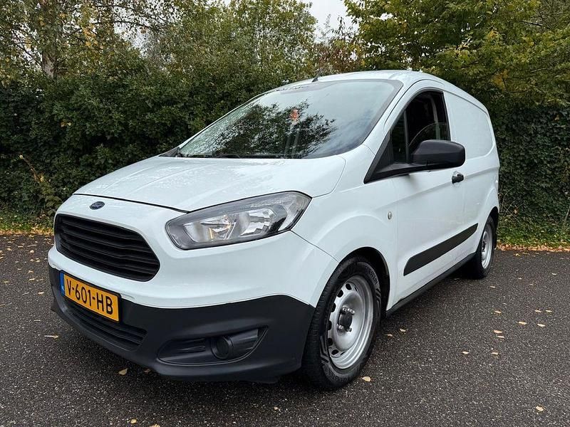Other Gebraucht 2017 Ford Transit Van / Kleinbus | 5.450 € (Teuer) - Bild 1/4