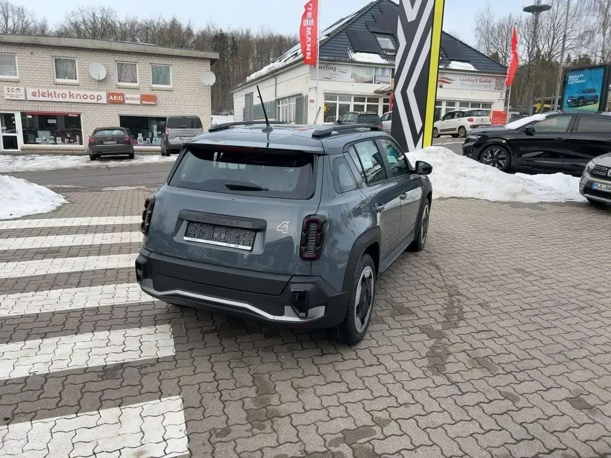 Gebraucht Renault 4 E-Tech Evolution 110 kW (150 PS) 2025 Schiefergrau SUV