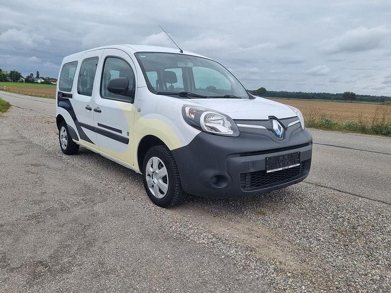 Weiß Gebraucht 2016 Renault Kangoo Van / Kleinbus | 7.479 € (Guter Preis) - Bild 1/4
