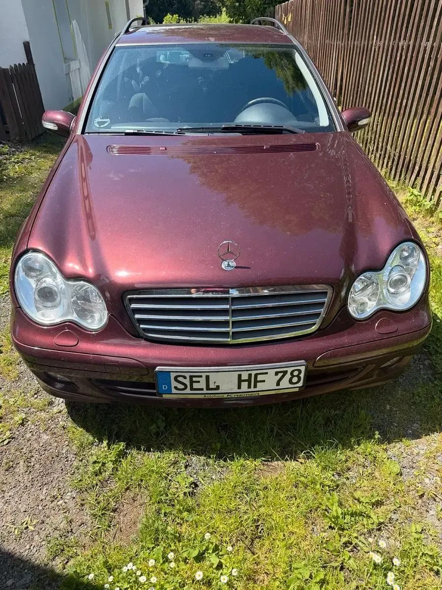Gebraucht Mercedes C230 203 PS (149 kW) 2007 Rot Kombi