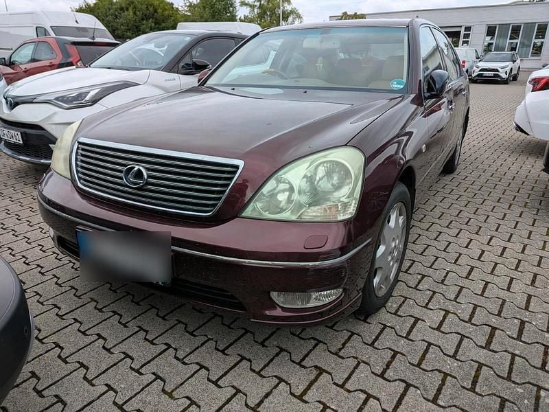 Rot Gebraucht 2001 Lexus LS430 President Line Limousine | 5.980 € - Bild 1/4