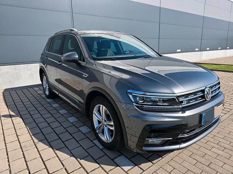 Second-hand VW Tiguan Highline 239 CP (175 kW) 2018 Gri SUV