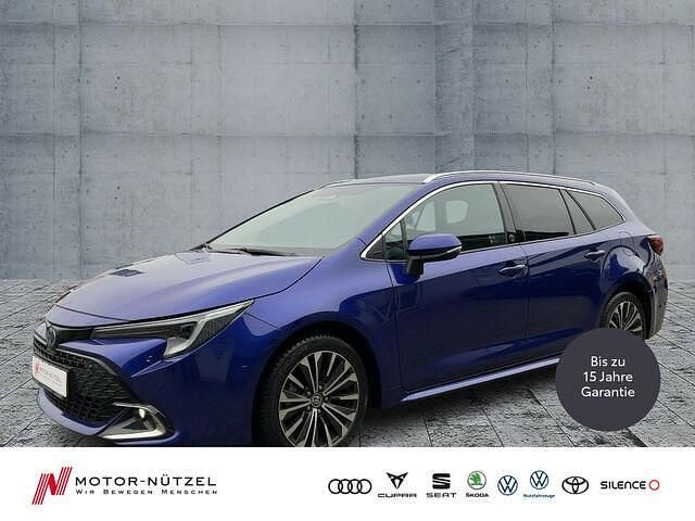 Gebraucht Toyota Corolla Team 140 PS (102 kW) 2023 Juniper blue metallic Kombi