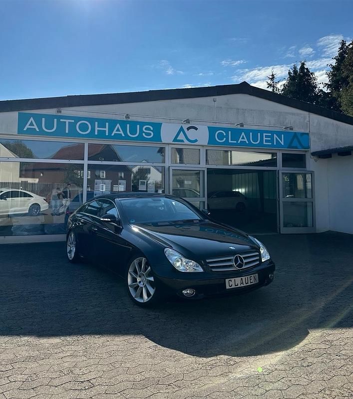 Schwarz Gebraucht 2005 Mercedes CLS500 Coupé | 9.999 € (Superpreis) - Bild 1/4
