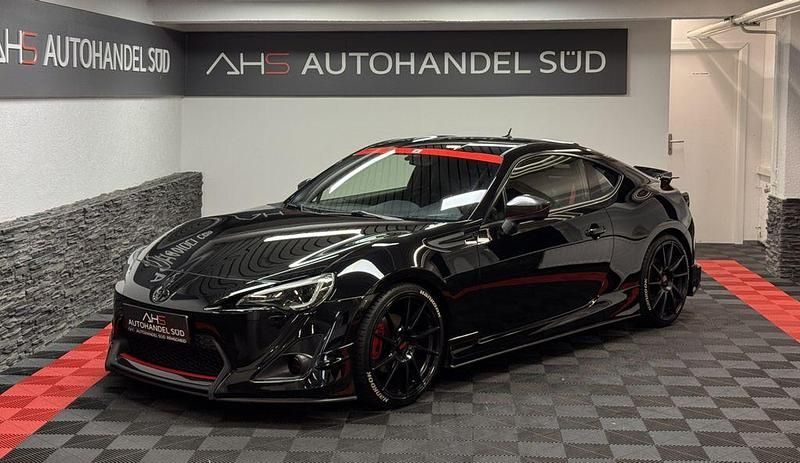Schwarz Gebraucht 2013 Toyota GT86 Aero Coupé | 23.999 € (Etwas zu teuer) - Bild 1/4