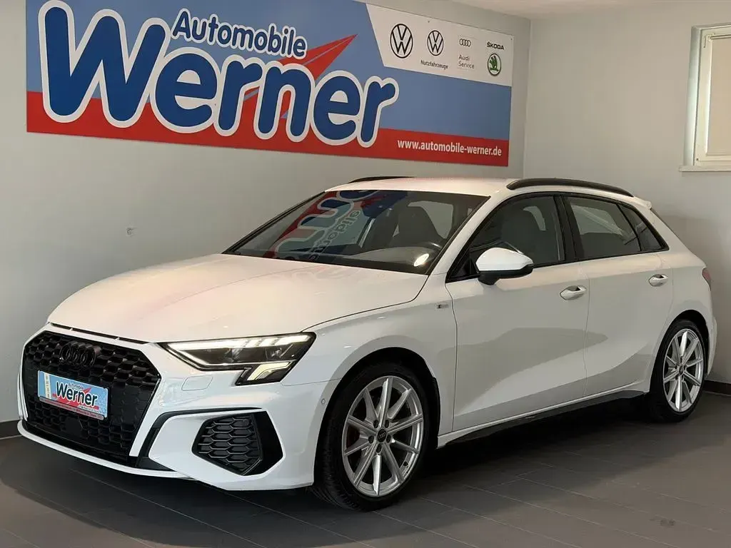 Gebraucht Audi A3 S-Line 150 PS (110 kW) 2023 Weiß Limousine