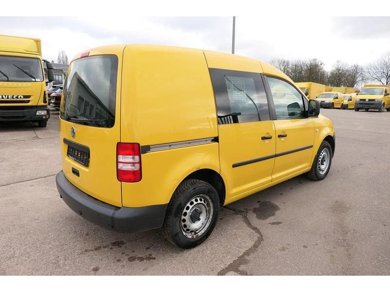 Gebraucht VW Caddy 84 PS (61 kW) 2012 Ginstergelb r1032 Van / Kleinbus