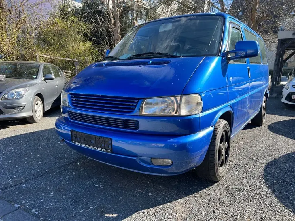 Gebraucht VW Caravelle 151 PS (111 kW) 2000 Blau Van