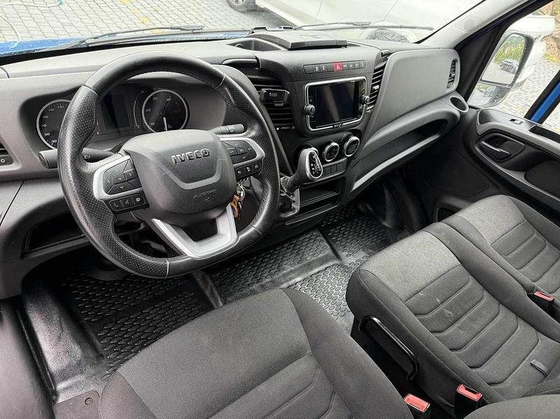 Gebraucht Iveco Daily 207 PS (152 kW) 2022 Van