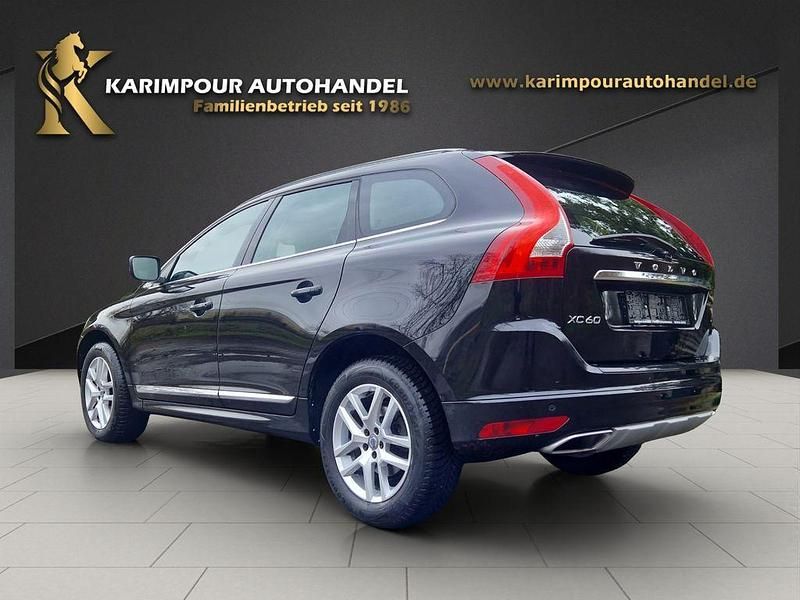 Gebraucht Volvo XC60 Summum 190 PS (139 kW) 2016 Schwarz SUV