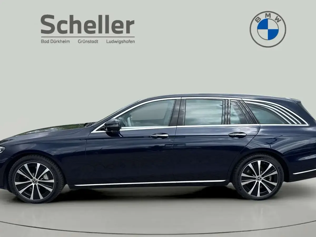Gebraucht Mercedes E400 340 PS (250 kW) 2019 Cavansitblau  metalliclack Kombi