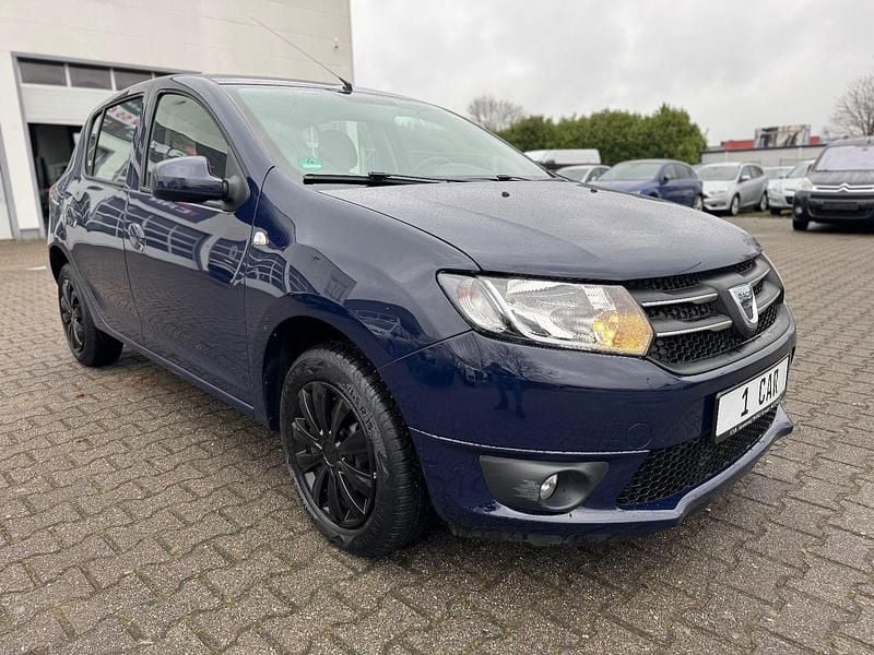 Gebraucht Dacia Sandero Lauréate 75 PS (55 kW) 2016 Blau Kleinwagen