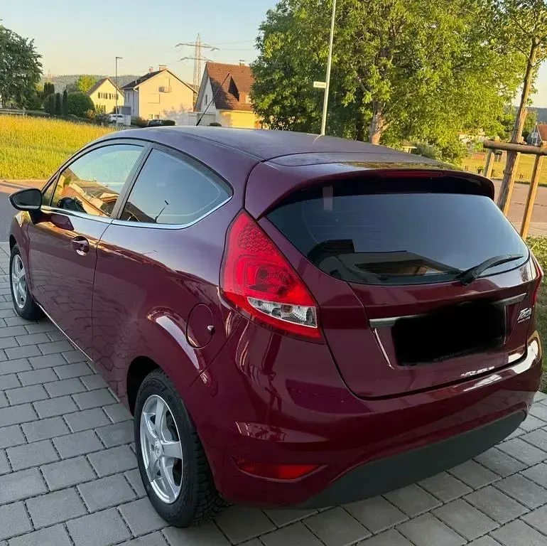 Gebraucht Ford Fiesta Titanium 82 PS (60 kW) 2012 Kleinwagen