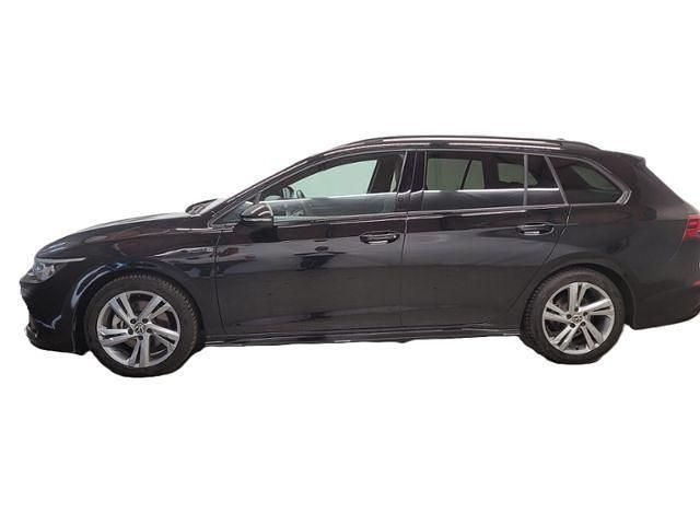 Gebraucht VW Golf VIII R-line 150 PS (110 kW) 2024 Grenadillschwarz metallic Kombi