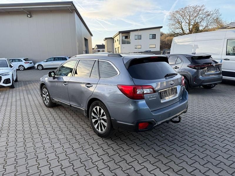 Gebraucht Subaru Outback Sport 150 PS (110 kW) 2018 Grau Kombi