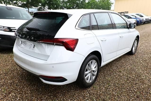 Moon weiß perleffekt moon weiß perleffekt Neu 2025 Skoda Scala Selection Kleinwagen | 23.545 € (Guter Preis) - Bild 1/4