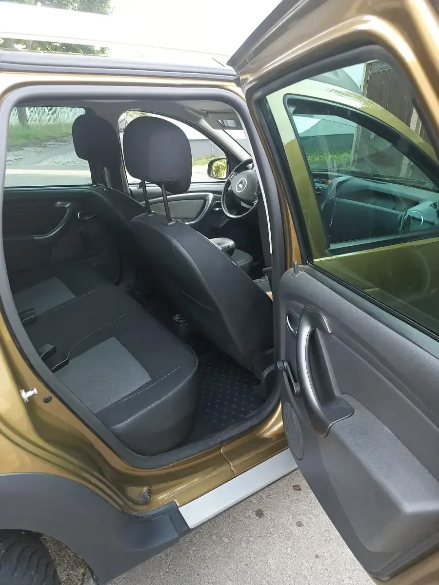 Gebraucht Dacia Duster 109 PS (80 kW) 2017 Gold SUV
