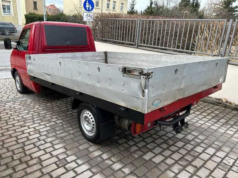 Gebraucht VW T4 102 PS (75 kW) 1998 Schwarz Van