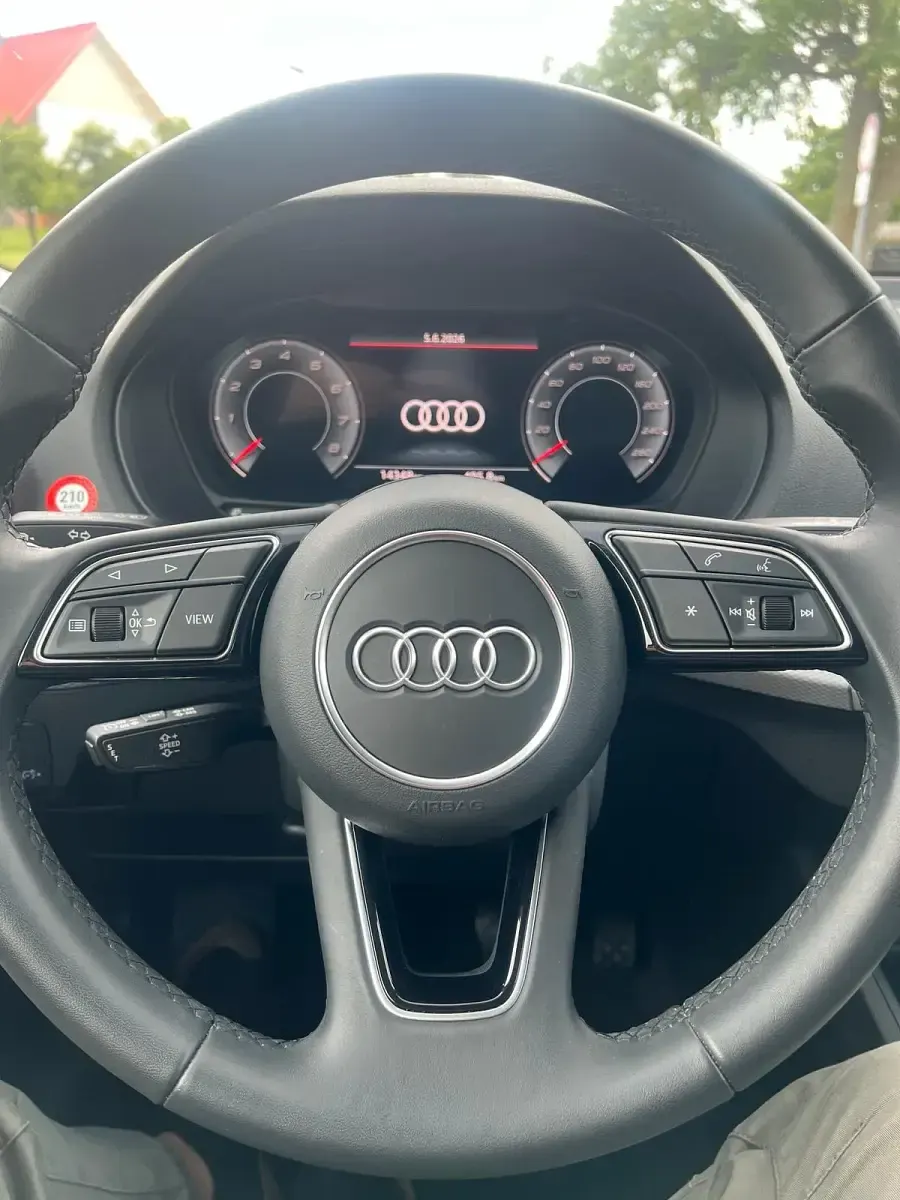 Gebraucht Audi Q2 Advanced Plus 116 PS (85 kW) 2025 Schwarz SUV