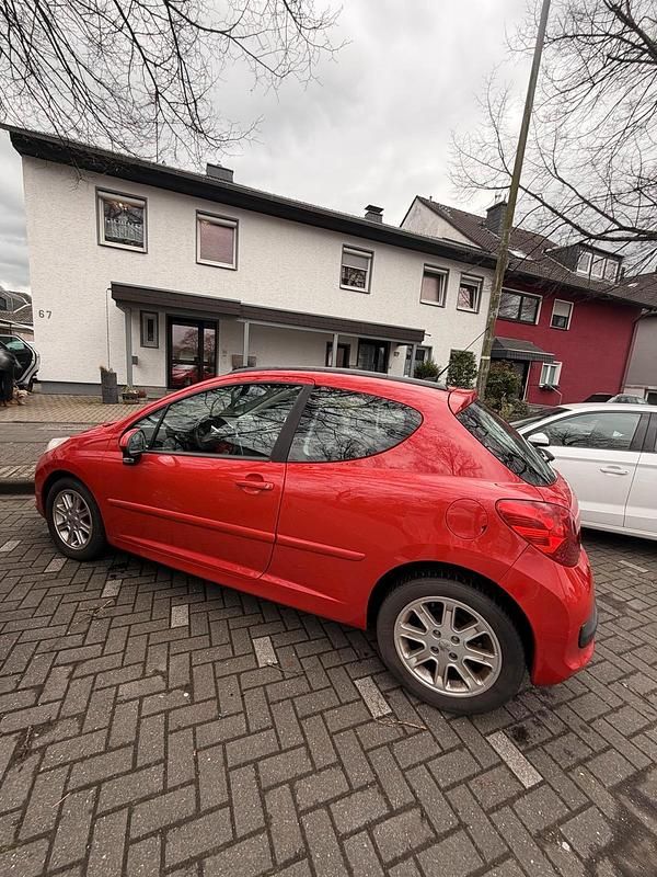 Gebraucht Peugeot 207 109 PS (80 kW) 2006 Rot Kleinwagen