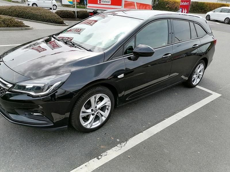 Gebraucht Opel Astra 110 PS (80 kW) 2017 Schwarz Kombi