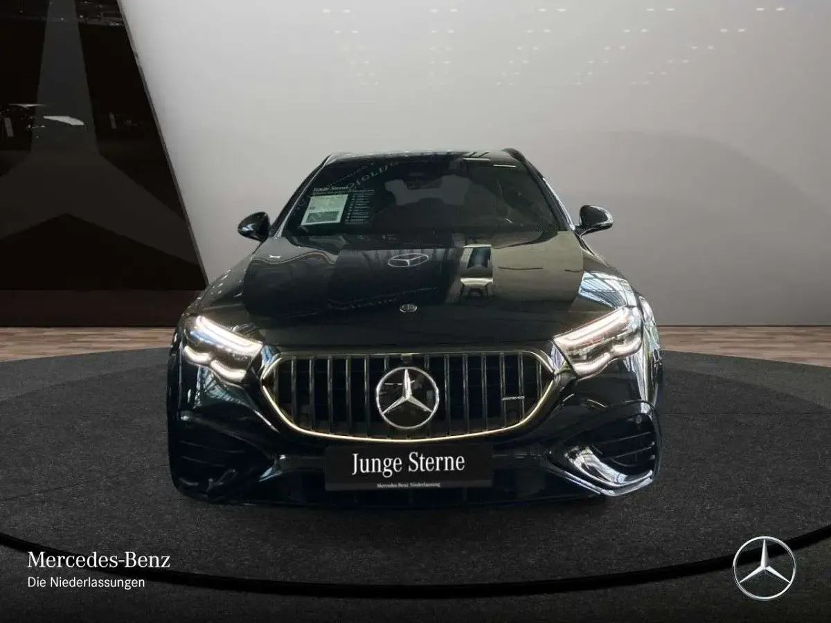 Gebraucht Mercedes E53 AMG AMG 449 PS (330 kW) 2025 Schwarz Limousine