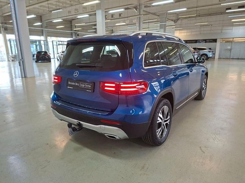 Gebraucht Mercedes GLB220 Progressive 190 PS (139 kW) 2024 Metalliclack spektralblau SUV