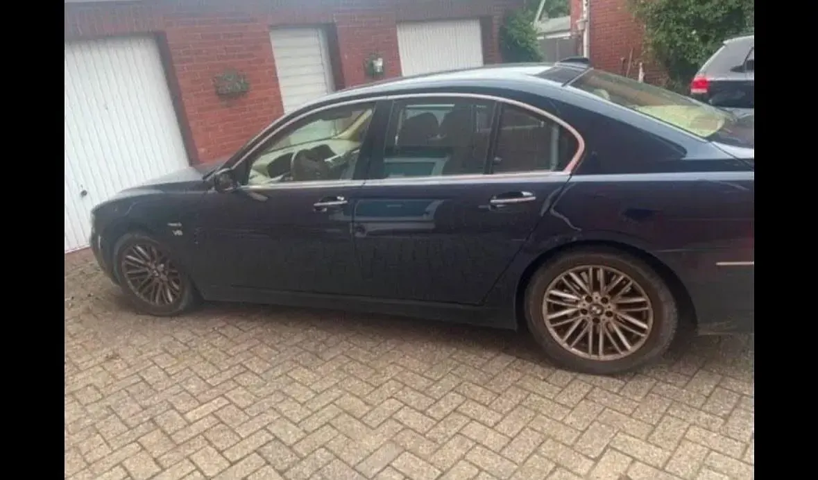 Gebraucht BMW 740 306 PS (225 kW) 2007 Blau Limousine