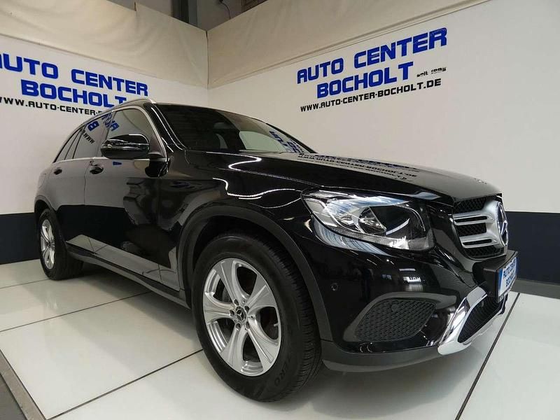 Gebraucht Mercedes GLC250 AMG line 211 PS (155 kW) 2017 Schwarz SUV